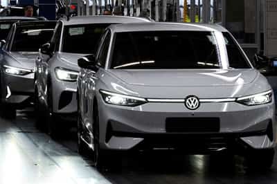 Image for Volkswagen reports 14% drop in third quarter deliveries