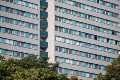Image for German home building permits rise 7.9% in June as sector wobbles