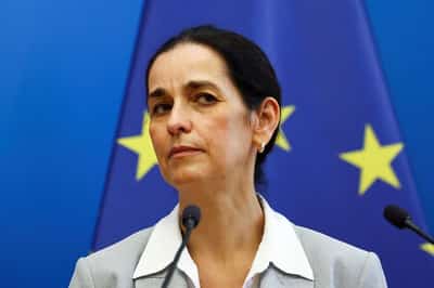 Image for Hungary carries out dawn raids over COVID-era purchase of 17,000 ventilators