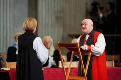 Image for Church of England's No 2 cleared over handling of abuse case