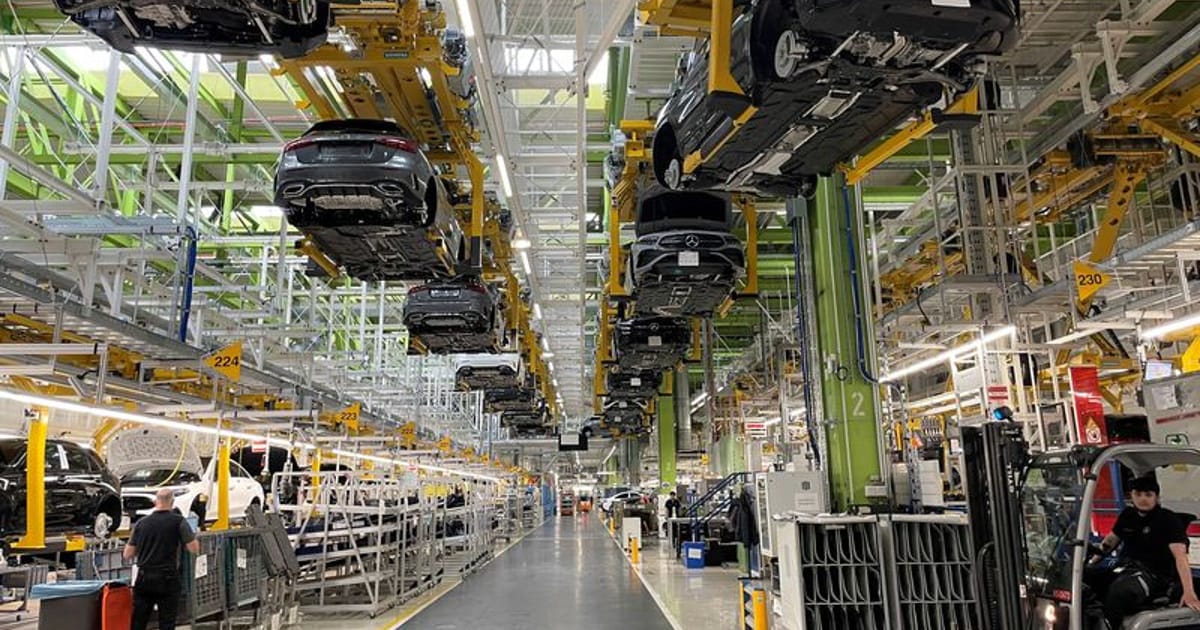 Euro Zone Factory Growth Hits 45-Month High Despite Supply Disruptions