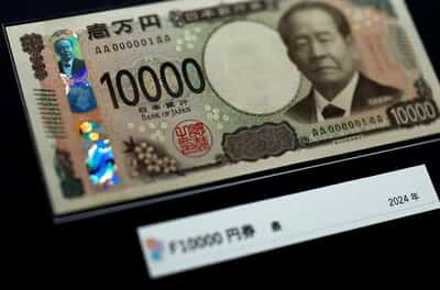 Image for Dollar on defensive after soft data, battered yen under watch