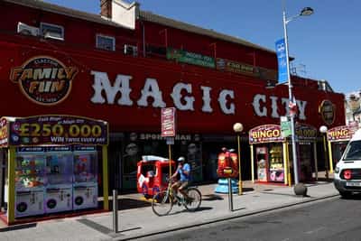 Image for UK's Clacton by-election, triggered by Farage, to take place on August 13
