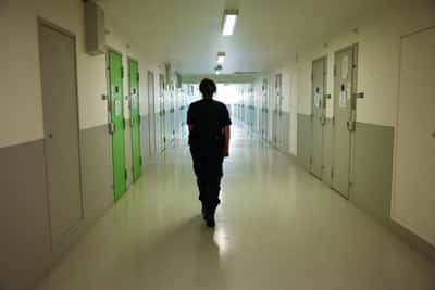 Image for Heatwaves expose overcrowding crisis in Europe's ageing prisons