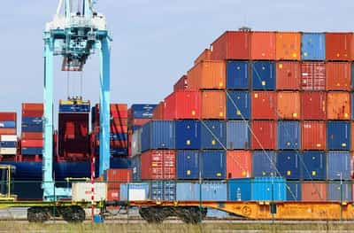 Image for EU assembly weighs freezing US trade deal over Trump's Greenland threats