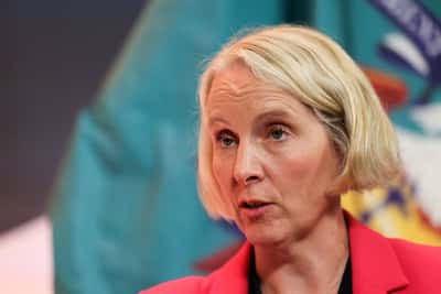 Image for UK minister condemns anti-migrant protests in Portsmouth