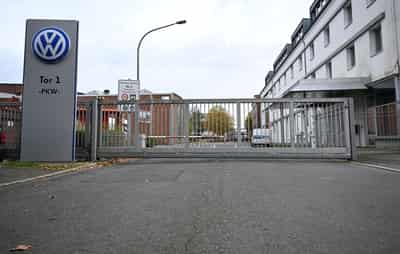 Image for German state of Lower Saxony considers stake in VW's Osnabrueck plant, Capital reports