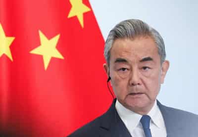 Image for China seeks stronger ties with France in strategic dialogue