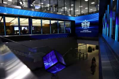 Image for UK's FTSE 100 rises on energy, banks boost as investors await BoE decision 