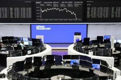 Image for Stocks slump as Snap cracks rally, Lagarde lifts euro