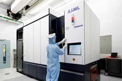 Image for Morning Bid: Big Blue's bad day raises the bar for ASML