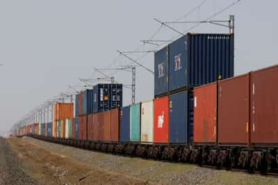 Image for Factbox-Key wins from UK-India trade deal - investments, jobs, exports