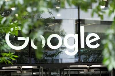 Image for Alphabet races toward $4 trillion valuation as AI-fueled gains accelerate