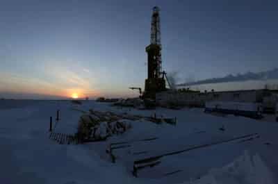 Image for Commodities trading houses help keep Russian oil flowing
