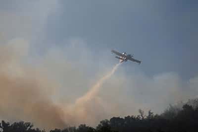Image for Thousands evacuated from homes in southwest France as wildfire burns