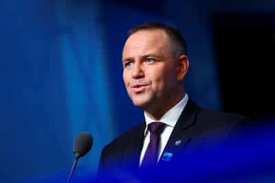 Image for Polish president refers decision on windfall tax on oil companies to constitutional court