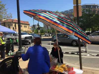 Image for Growing calls to legalize U.S. street vendors post pandemic