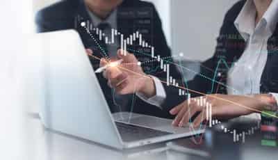 Image for Private Equity Advisors vs. Investment Bankers: Key Differences