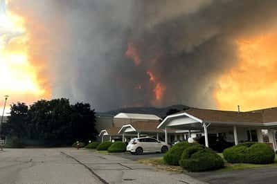 Image for British Columbia district declares state of emergency, issues evacuation orders as wildfire rages