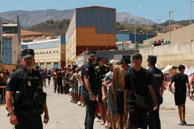 Image for Spain hopes to transfer migrant minors to mainland within weeks