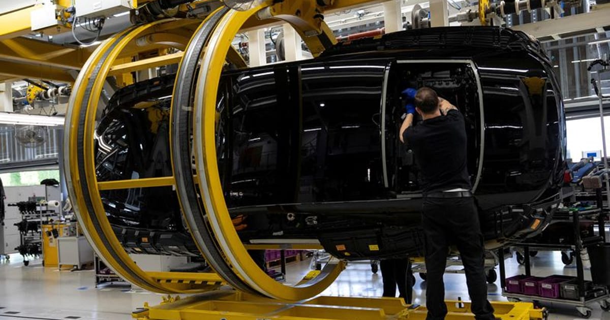 UK's July auto output falls as weak exports and shutdowns weigh, industry data shows
