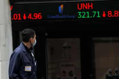 Image for Analysis: Pricey U.S. stock valuations put burden on earnings to keep rally going