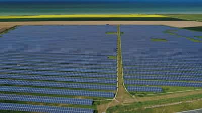Image for French power prices jump as fifth heatwave cuts nuclear supply