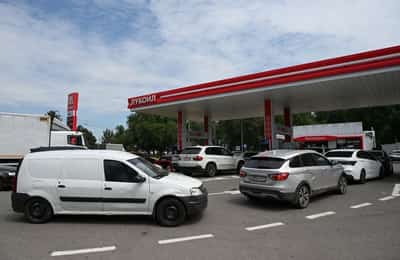 Image for Russia's parliament approves tax changes to address fuel shortages