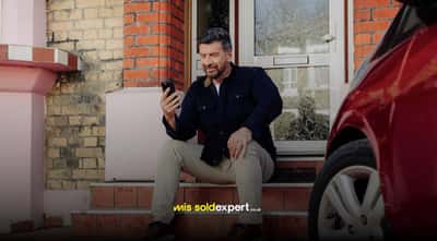 Image for Nick Knowles Fronts Consumer Campaign on Car Finance Complaint Options 