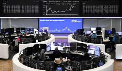 Image for Tech stocks hurt STOXX 600, ASML logs biggest one-day drop in 26 years