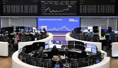 Image for Tech stocks hurt STOXX 600, ASML logs biggest one-day drop in 26 years