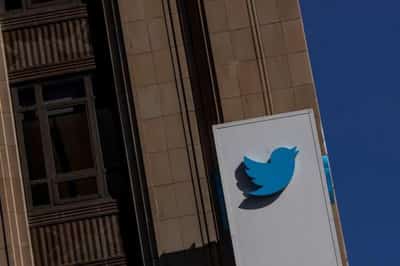 Image for Twitter to tackle Ukraine conflict misinformation with warning labels