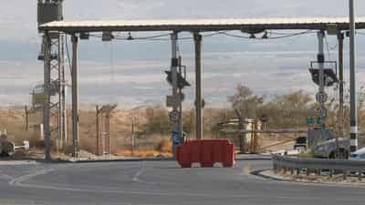 Image for Israel to reopen Jordan border crossing for passage of aid and goods