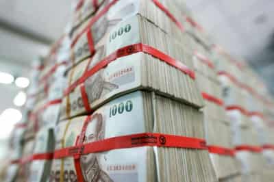 Image for Easing virus woes lift Asia FX view; baht bears at 6-month low &#8211; Reuters poll