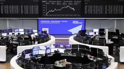 Image for European stocks rise on rate cut hopes, healthcare sector hits record high