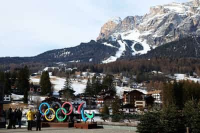 Image for Olympics-Olympic torch to criss-cross Italy on 12,000 km journey