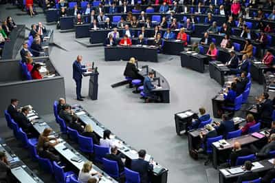 Image for Scholz, fighting for survival, says Germans should not choose between security and prosperity