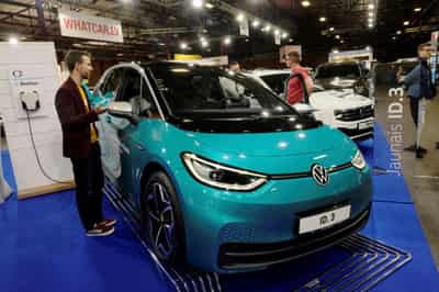 Image for Main Volkswagen brand speeds up shift to electric