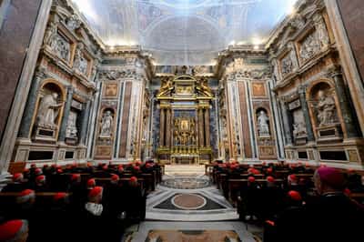 Image for Conclave to elect new pope to start on May 7, cardinals meet
