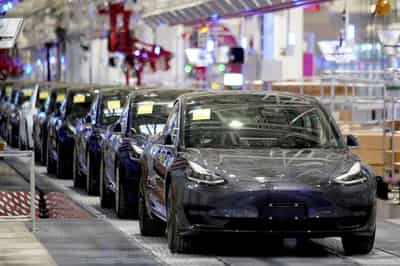 Image for Tesla recalls 48,000 U.S. vehicles over speed display