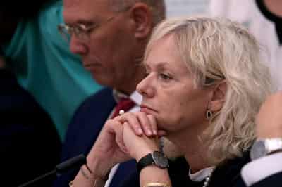 Image for Israeli Supreme Court rules against government's dismissal of attorney general