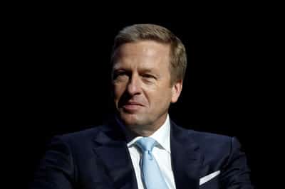 Image for BMW CEO calls EU's 2035 combustion engine ban a ‘big mistake’, sees strong 2025 sales