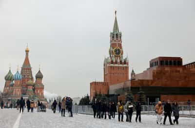 Image for Goodbye Lenin? Russians flock to see Bolshevik leader's tomb before it closes for repairs