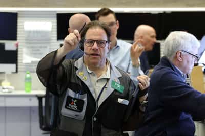 Image for Morning Bid: War-weary markets filter out noise
