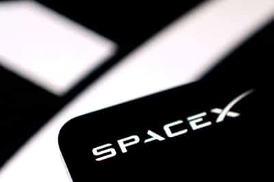 Image for US, European telecom stocks slide as SpaceX spectrum deal rattles sector