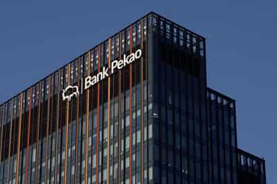 Image for Poland's Bank Pekao posts 27% drop in first-quarter profit