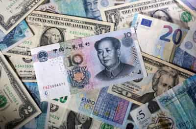 Image for US dollar slips as trade optimism boosts risk appetite
