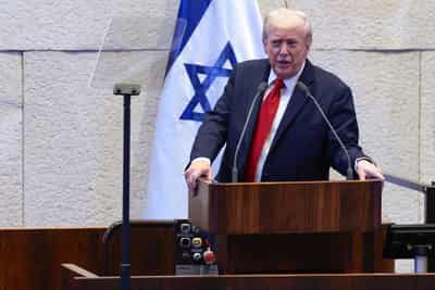 Image for Trump: Hamas must 'do what is right' or face 'brutal' allied force