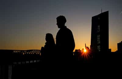Image for Wealthy nations reap huge benefits from immigration, study finds