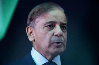 Image for Pakistan PM Sharif to visit Saudi Arabia, Qatar and Turkey this week